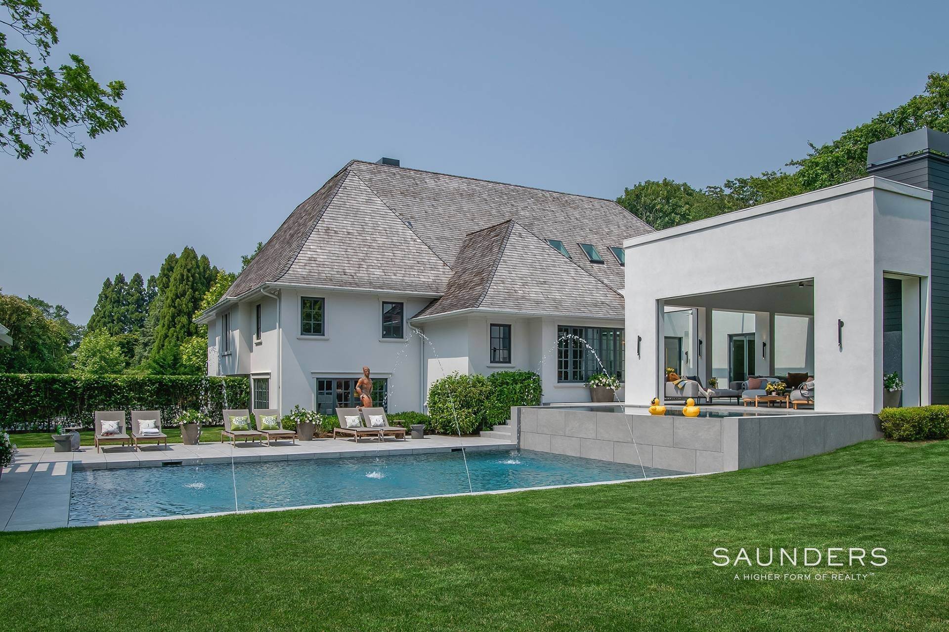Single Family Homes for Sale at The Estate At 67 Hither Lane - Move-In Ready East Hampton, NY 11937