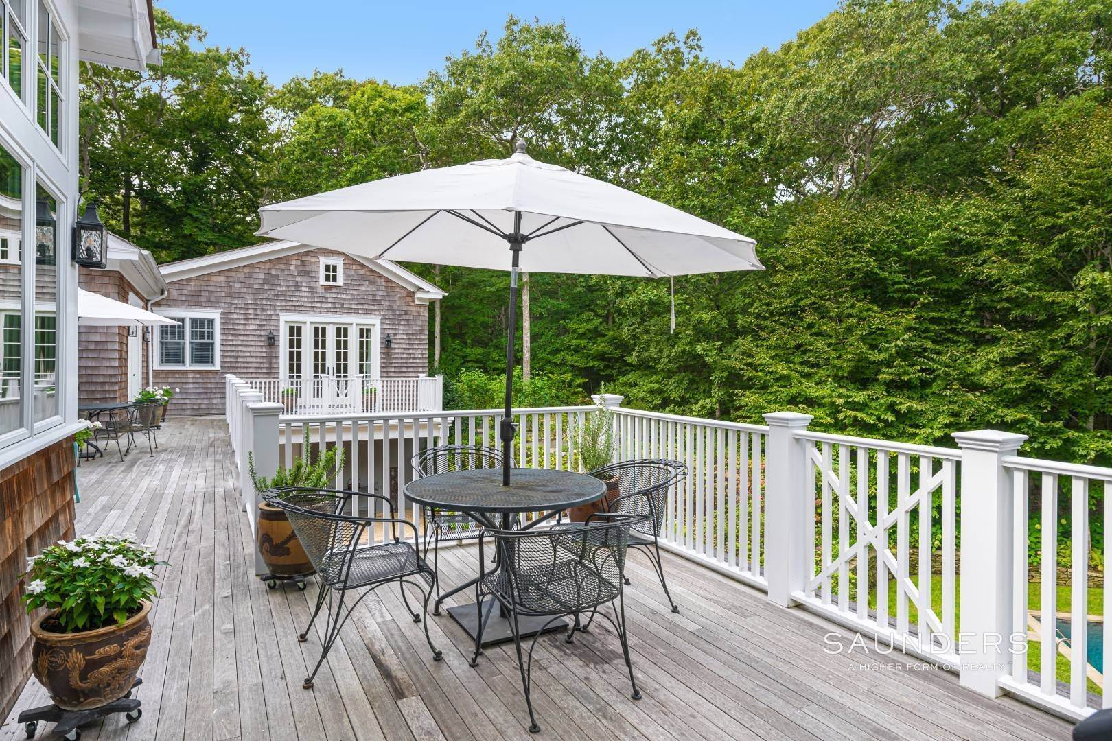 26. Single Family Homes for Sale at Amagansett Bell Estate- Now Reduced 6 Catalpa Place, Amagansett, NY 11930