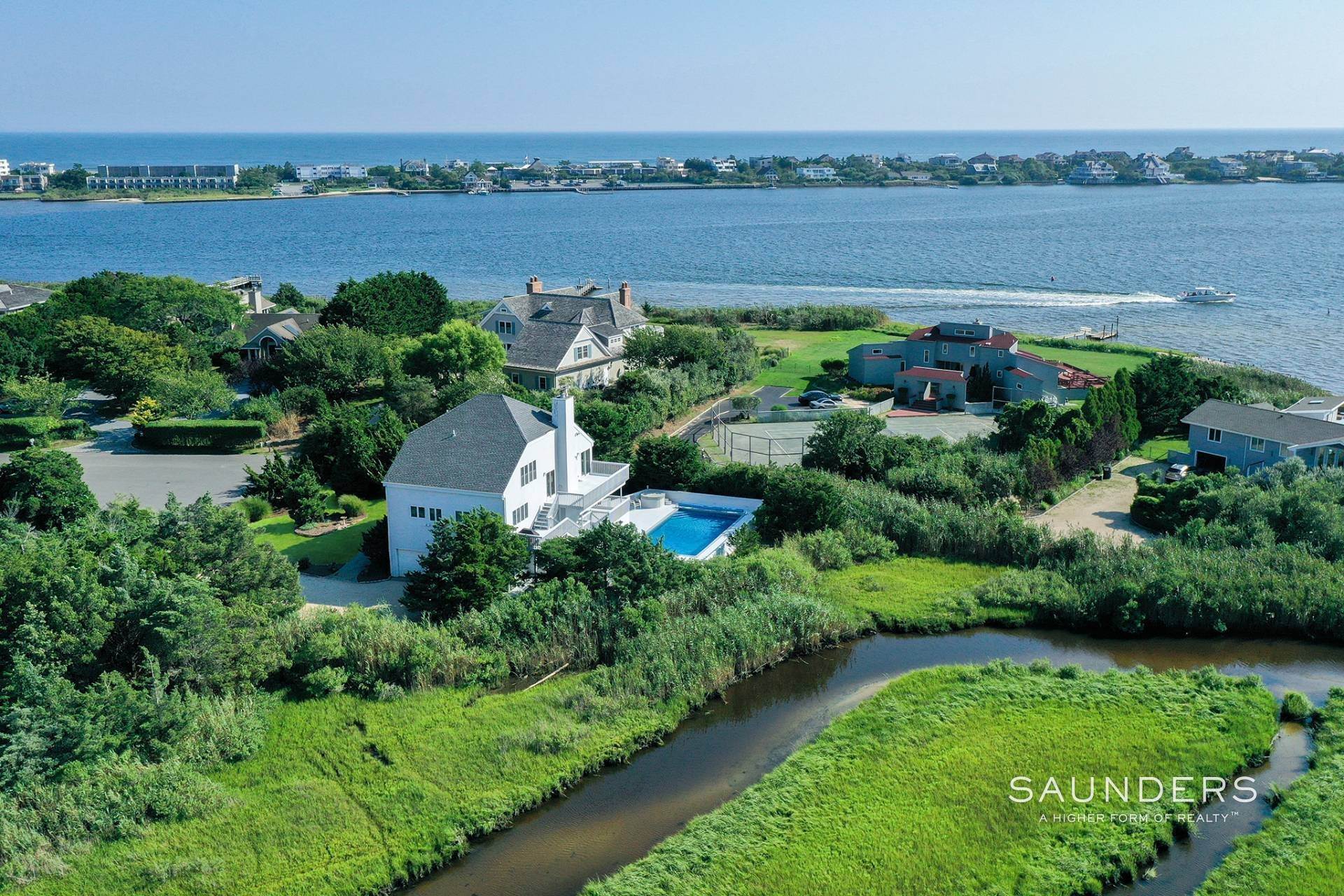 35. Single Family Homes for Sale at Serenity In The Heart Of The Village 20 Stacy Drive, Westhampton Beach Village, NY 11978