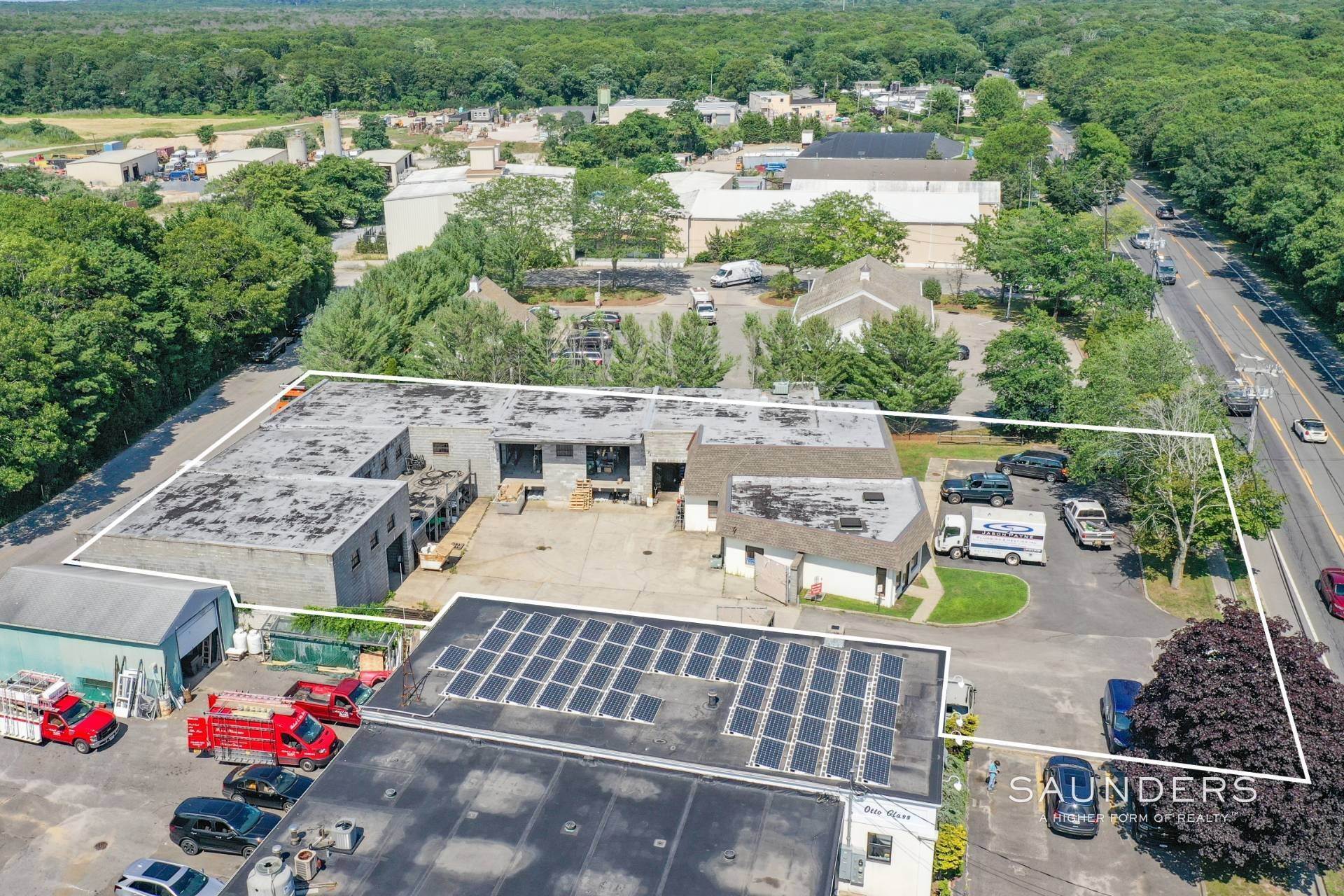 2. Commercial for Sale at Wainscott Commercial Property & Business For Sale 348 Montauk Highway, Wainscott, NY 11975