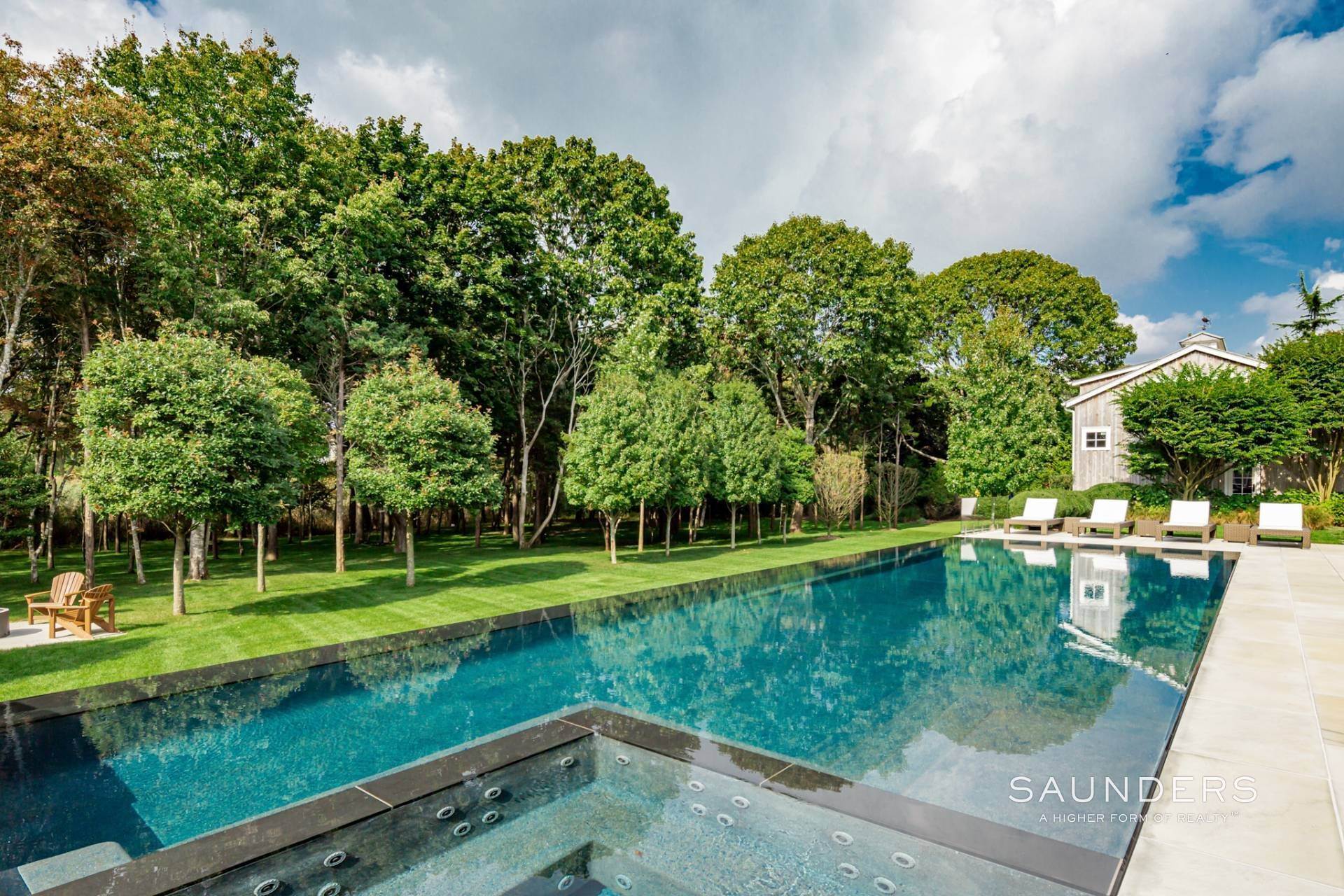 43. Single Family Homes for Sale at Enviable East Hampton Estate With Pool, Tennis & Golf 60 Two Holes Of Water, East Hampton, NY 11937