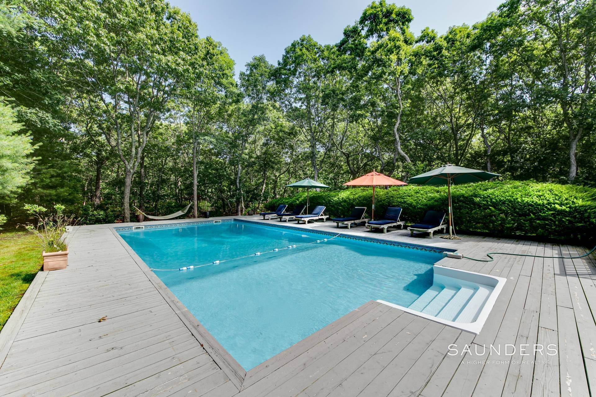 28. Single Family Homes for Sale at Sagaponack Serenity With Room For Tennis 86 Northwest Path, Sagaponack, NY 11962