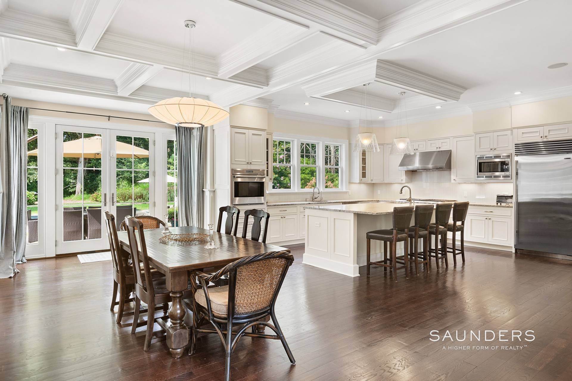 5. Single Family Homes at Newly Updated Luxury Home In Prestigious North Haven Point Sag Harbor, NY 11963