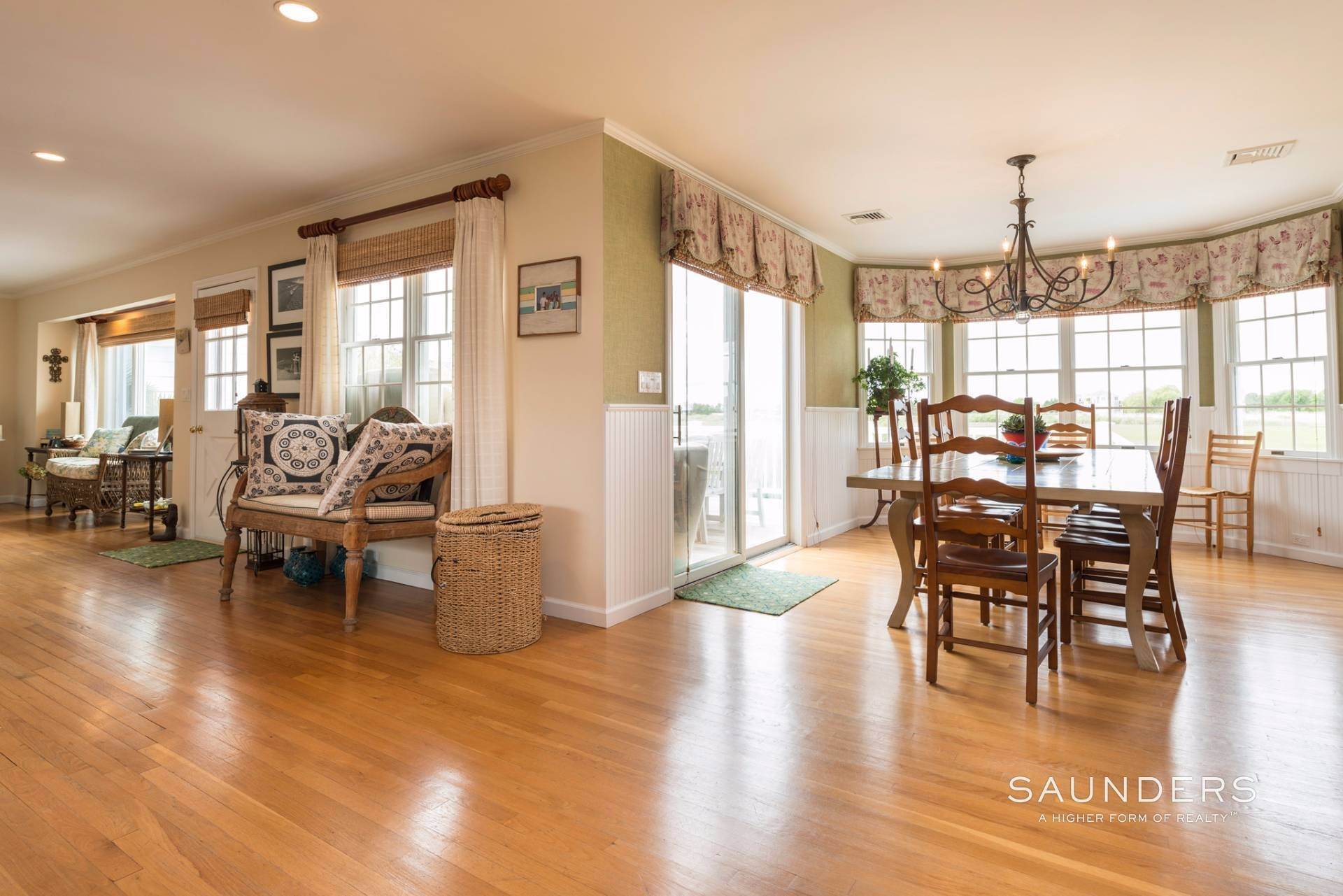 5. Single Family Homes at Quogue Beauty With Waterviews Of Scuddins Creek And Bay 21 Quantuck Lane, Quogue, NY 11959