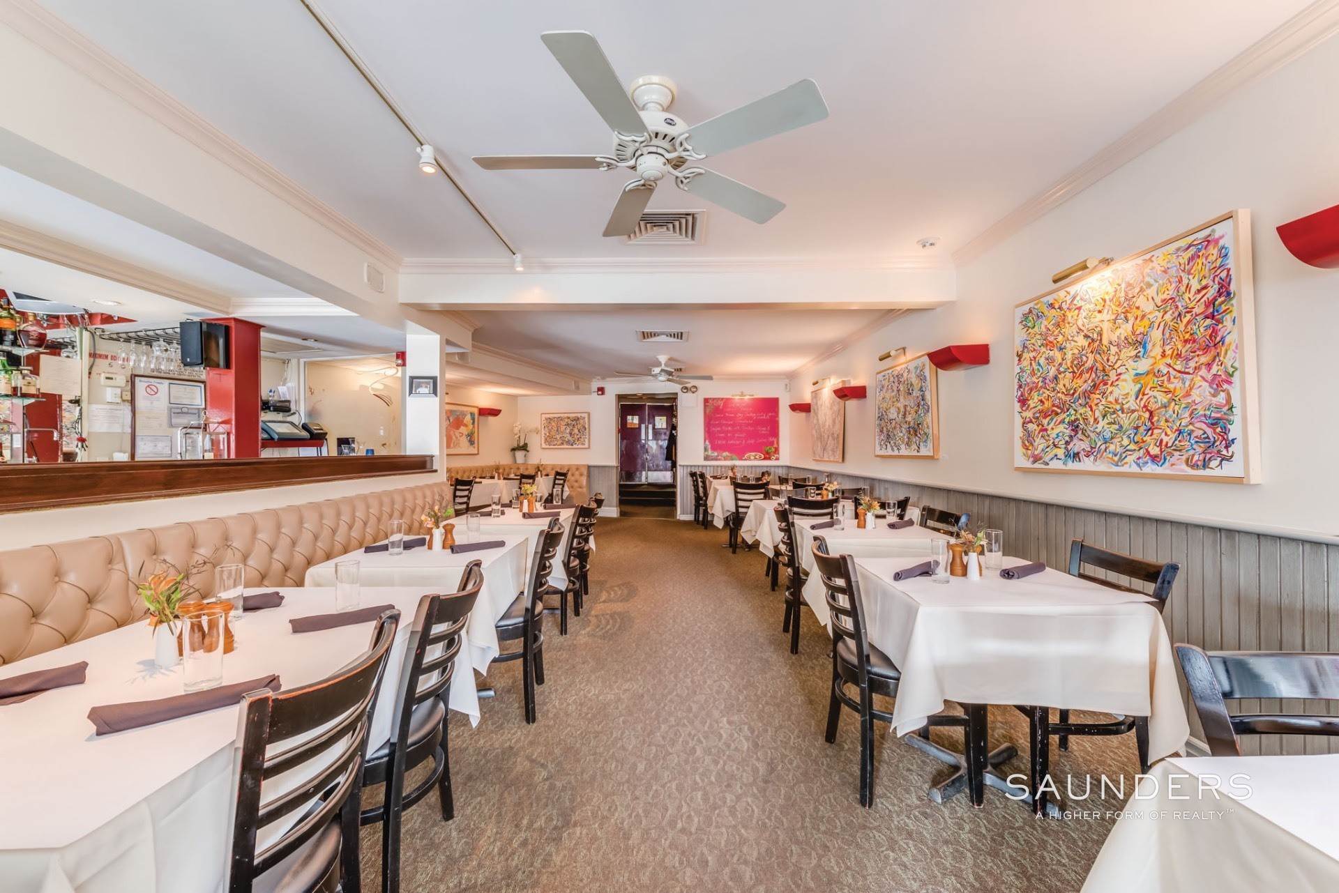 7. Commercial for Sale at Restaurant - Heart Of Southampton Village 75 Jobs Lane, Southampton, NY 11968