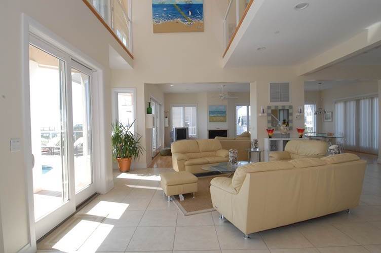 5. Single Family Homes at Oceanfront Beauty Winter Available Summer Or Year Round Westhampton Beach Village, NY 11978